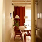 K L O S T E R E T - The Luxurious Townhouse Of Apartamento Copenhague