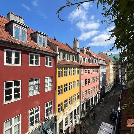 The Luxurious Townhouse Of Apartment