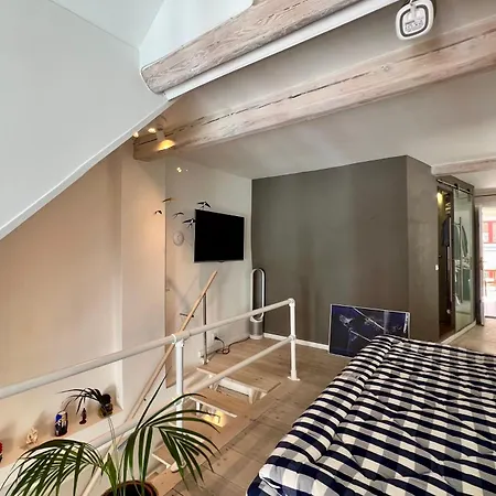 K L O S T E R E T - The Luxurious Townhouse Of *