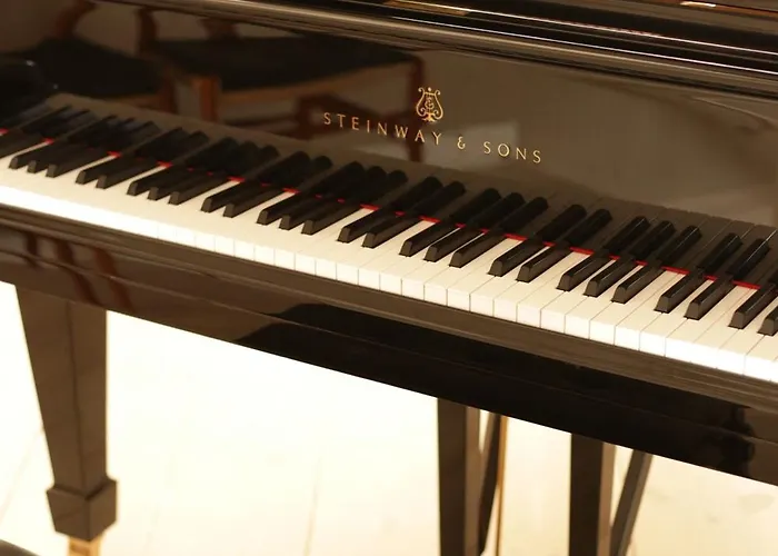 K L O S T E R E T - The Luxurious Townhouse Of *