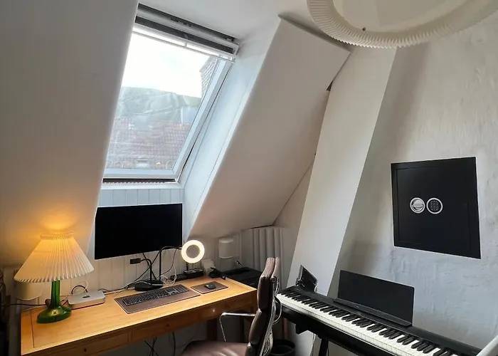 K L O S T E R E T - The Luxurious Townhouse Of Apartmán Kodaň