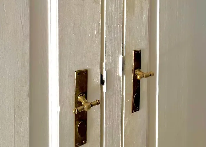 K L O S T E R E T - The Luxurious Townhouse Of